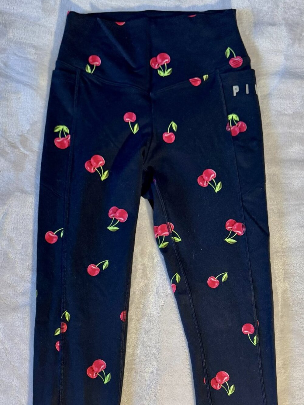 Victoria's Secret PINK Ultimate Black Leggings with Sassy Red Cherries XS